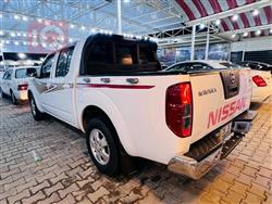 نيسان نافارا